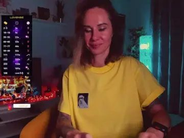 Kirillenok  live sex cam