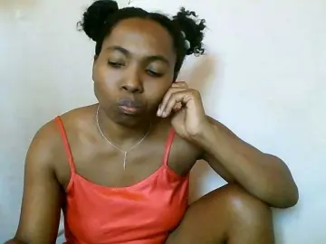 Rasoaidah  live sex cam