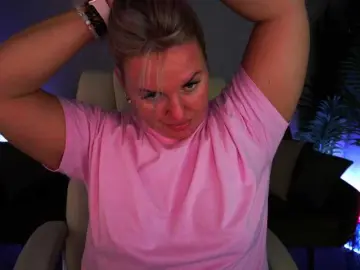 KiraCandyS  live sex cam