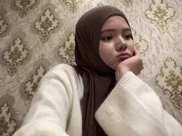 MachelleEchavarria  live sex cam