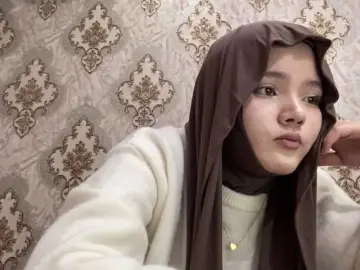 MachelleEchavarria  live sex cam