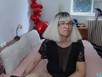 MilfDolores  live sex cam