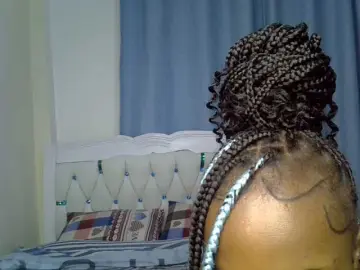 Petitedolliey  live sex cam