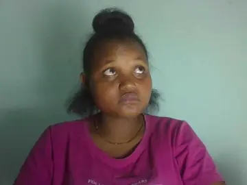 Elodiezah  live sex cam