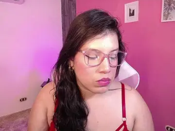 Fantasycurvyhot1  live sex cam