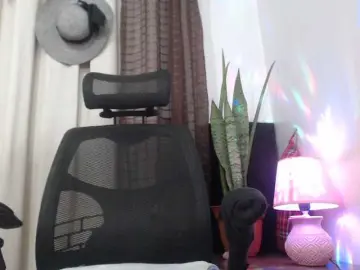 Malenasaenz  live sex cam