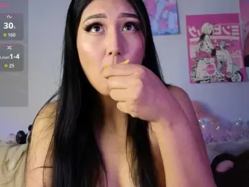 Yunamini  live sex cam