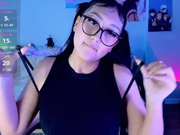 Yunamini  live sex cam