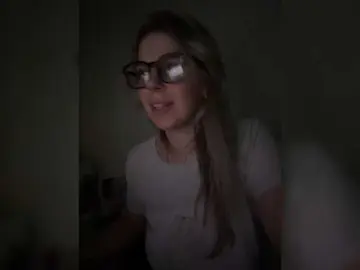 Allaaa  live sex cam