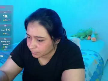 Alyson-  live sex cam