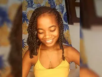 Chanel95  live sex cam