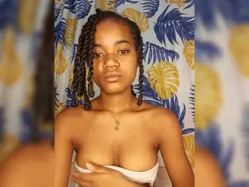 Chanel95  live sex cam