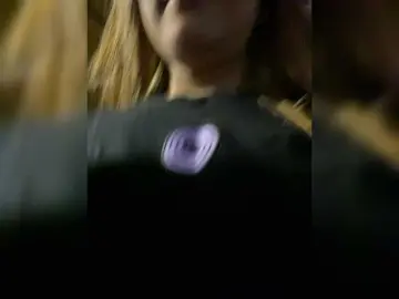 LittleToxic  live sex cam