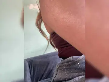 LittleToxic  live sex cam