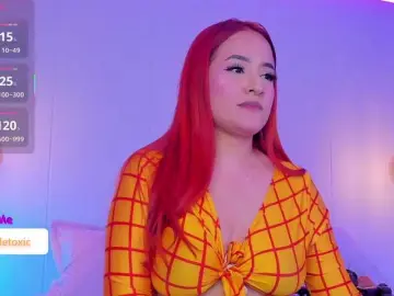 LittleToxic  live sex cam