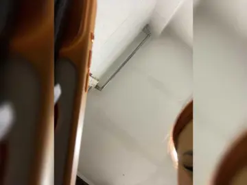 LittleToxic  live sex cam