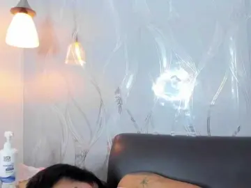 SalomeOwen  live sex cam