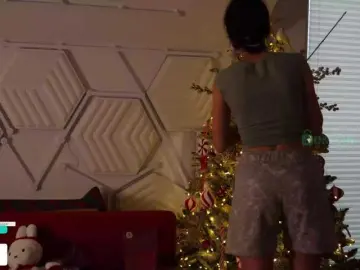 Taanni  live sex cam