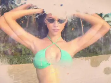 Taanni  live sex cam