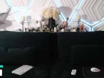 Taanni  live sex cam