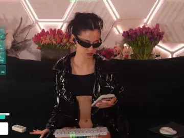 Taanni  live sex cam