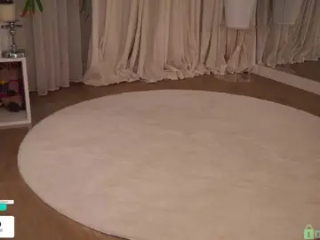 Taanni  live sex cam