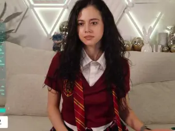 Taanni  live sex cam