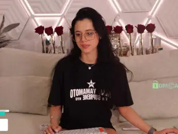 Taanni  live sex cam