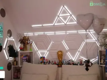 Taanni  live sex cam
