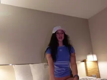 Taanni  live sex cam