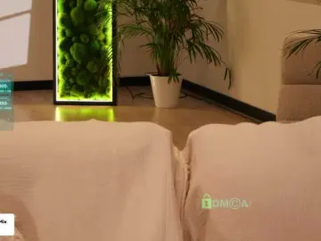 Taanni  live sex cam
