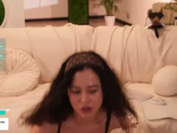 Taanni  live sex cam