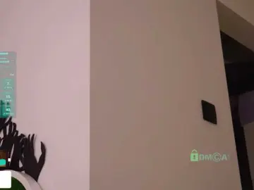 Taanni  live sex cam