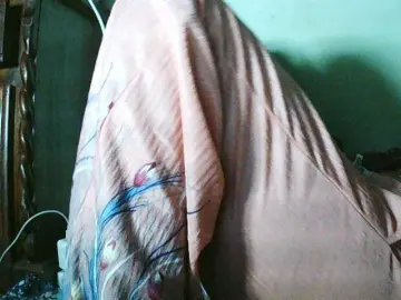 TriciaBella  live sex cam