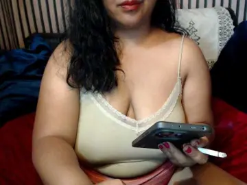 Komurasaki  live sex cam