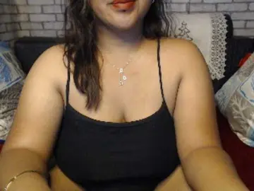 Komurasaki  live sex cam