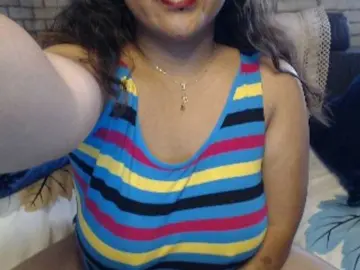 Komurasaki  live sex cam