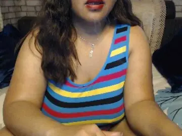 Komurasaki  live sex cam