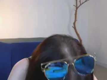 DeliaEffy  live sex cam