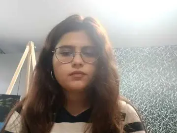 DorieDavance  live sex cam