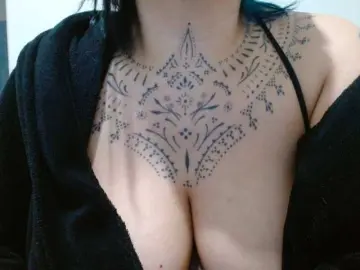Lilithfire  live sex cam