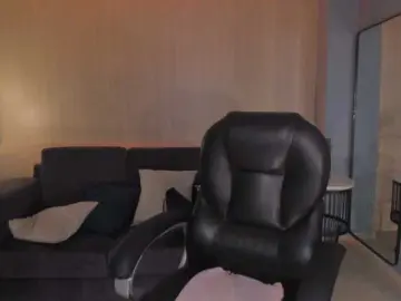 MiaFarrell  live sex cam