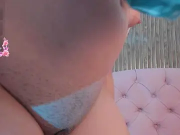 Rashid-Farah  live sex cam