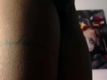 Aidaadams  live sex cam