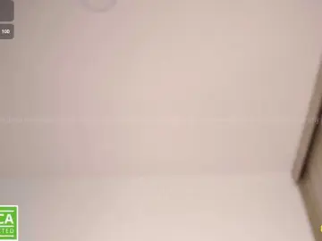 Aidaadams  live sex cam