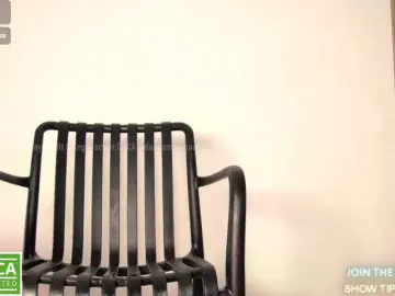 Aidaadams  live sex cam