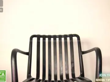 Aidaadams  live sex cam