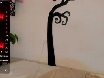 Moon77  live sex cam