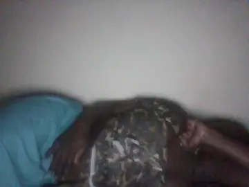 Blackqueen3  live sex cam