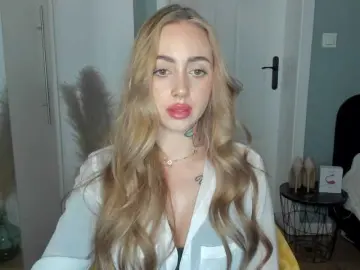 SEXYcoralie  live sex cam